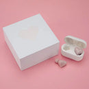 Fones de Ouvido Sem Fio Bluetooth em formato de coração e led.